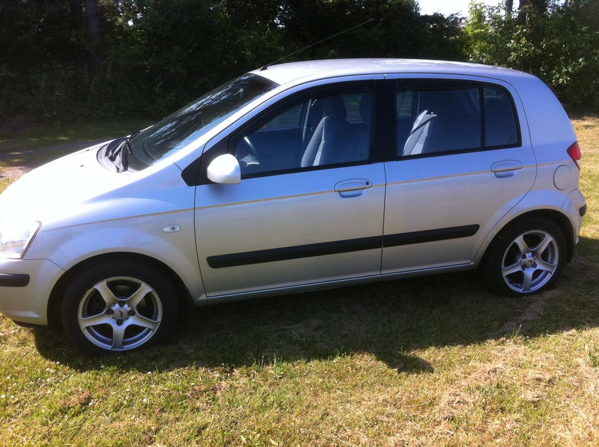 Hyundai Getz 1,3 gl.  5-dørs SOLGT billede 3