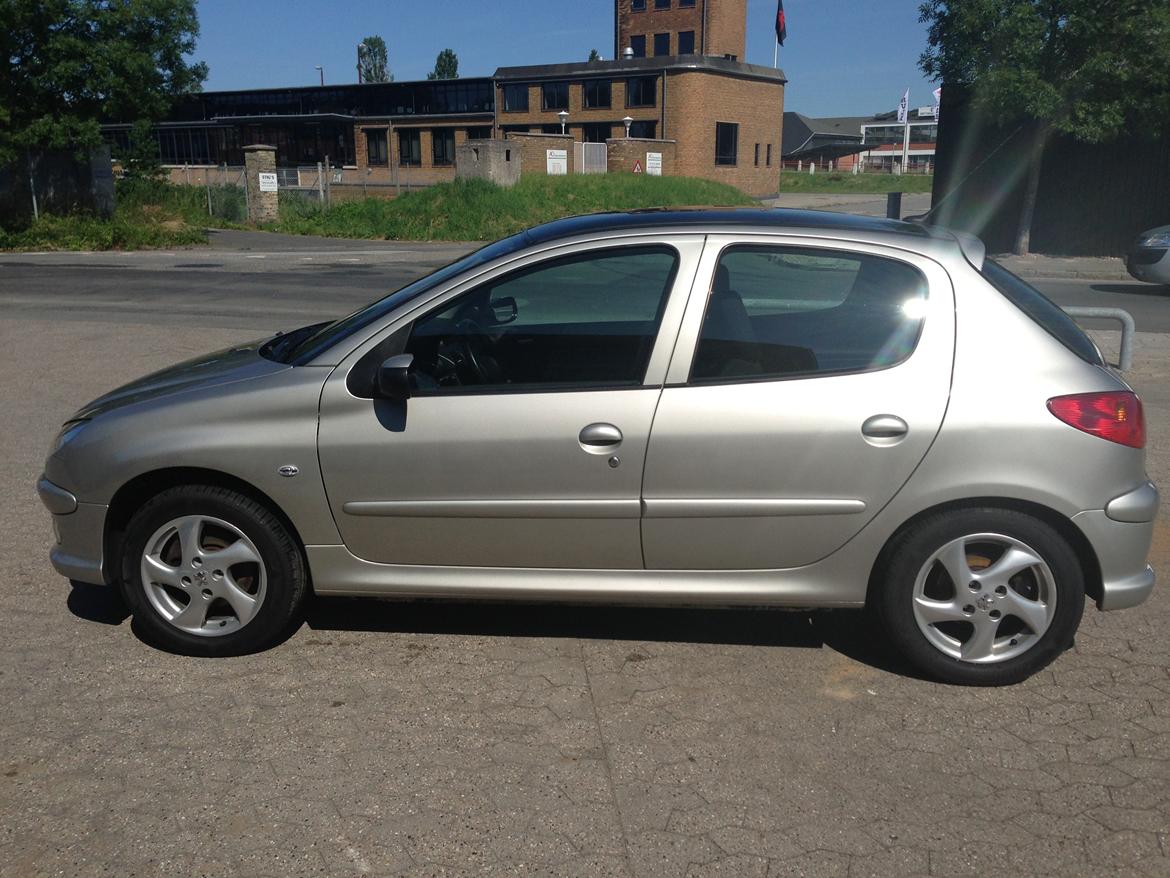 Peugeot 206 Collector model - nypoleret ! billede 1