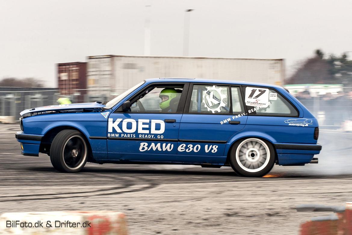 BMW e30 touring V8 billede 17