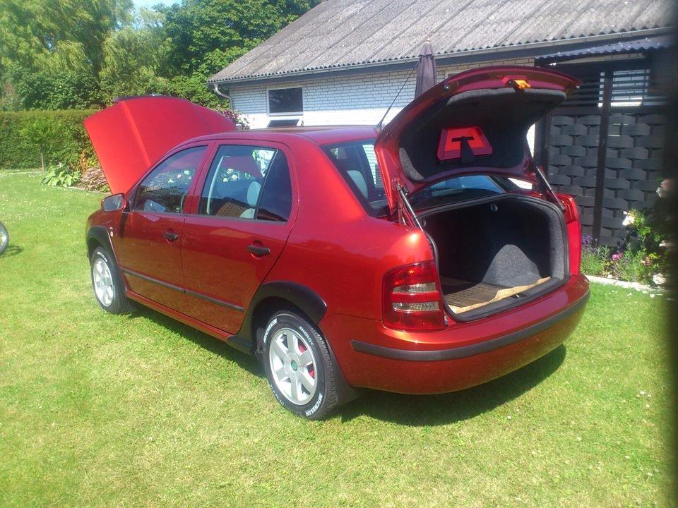 Skoda fabia sedan - sådan ser den ud idag min fine Fabia. billede 7