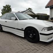 BMW E36 318IS Coupe
