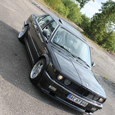 BMW E30 320I M-Tech 1 Tidl. bil