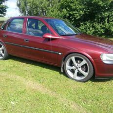 Opel Vectra B 2,0 16V AUT. - TOTALSKADET 17.09.2013