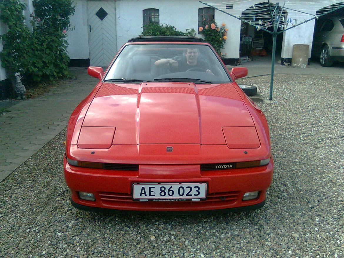 Toyota Supra - læg lige mærket til nummerpladen AE 86, det er jo helt nostalgi billede 3