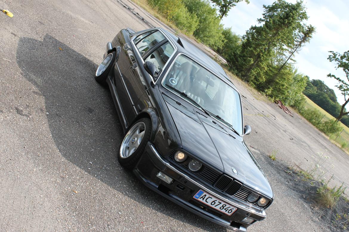 BMW E30 320I M-Tech 1 Tidl. bil billede 3