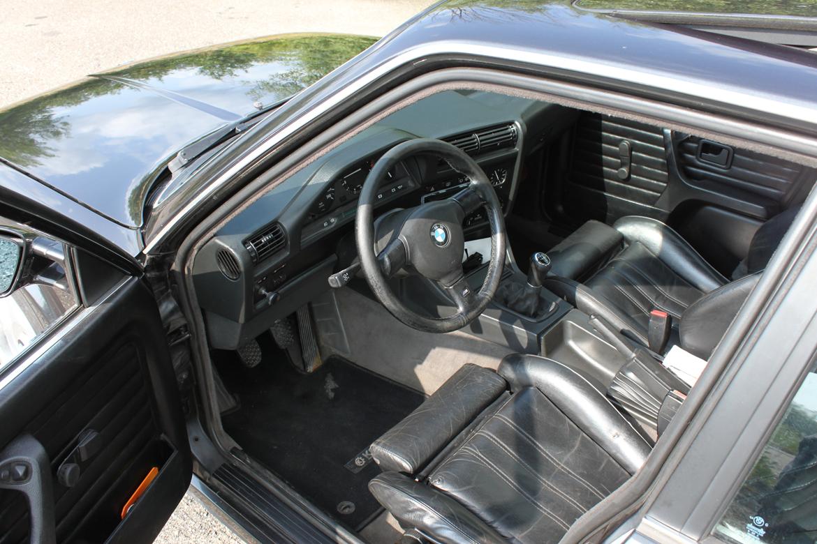 BMW E30 320I M-Tech 1 Tidl. bil billede 11