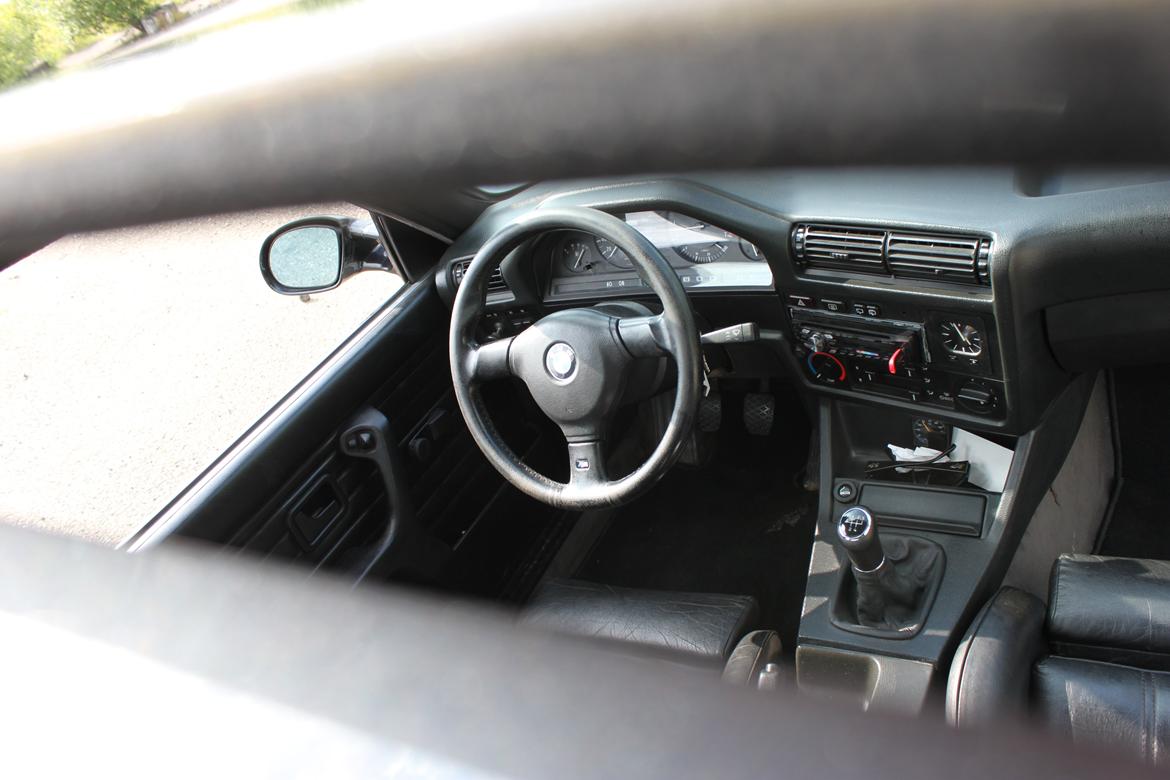 BMW E30 320I M-Tech 1 Tidl. bil billede 15