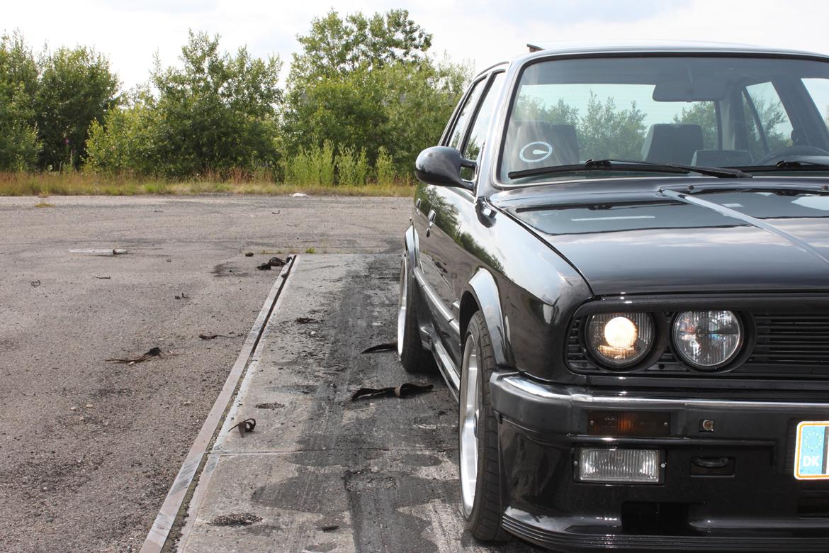 BMW E30 320I M-Tech 1 Tidl. bil billede 16