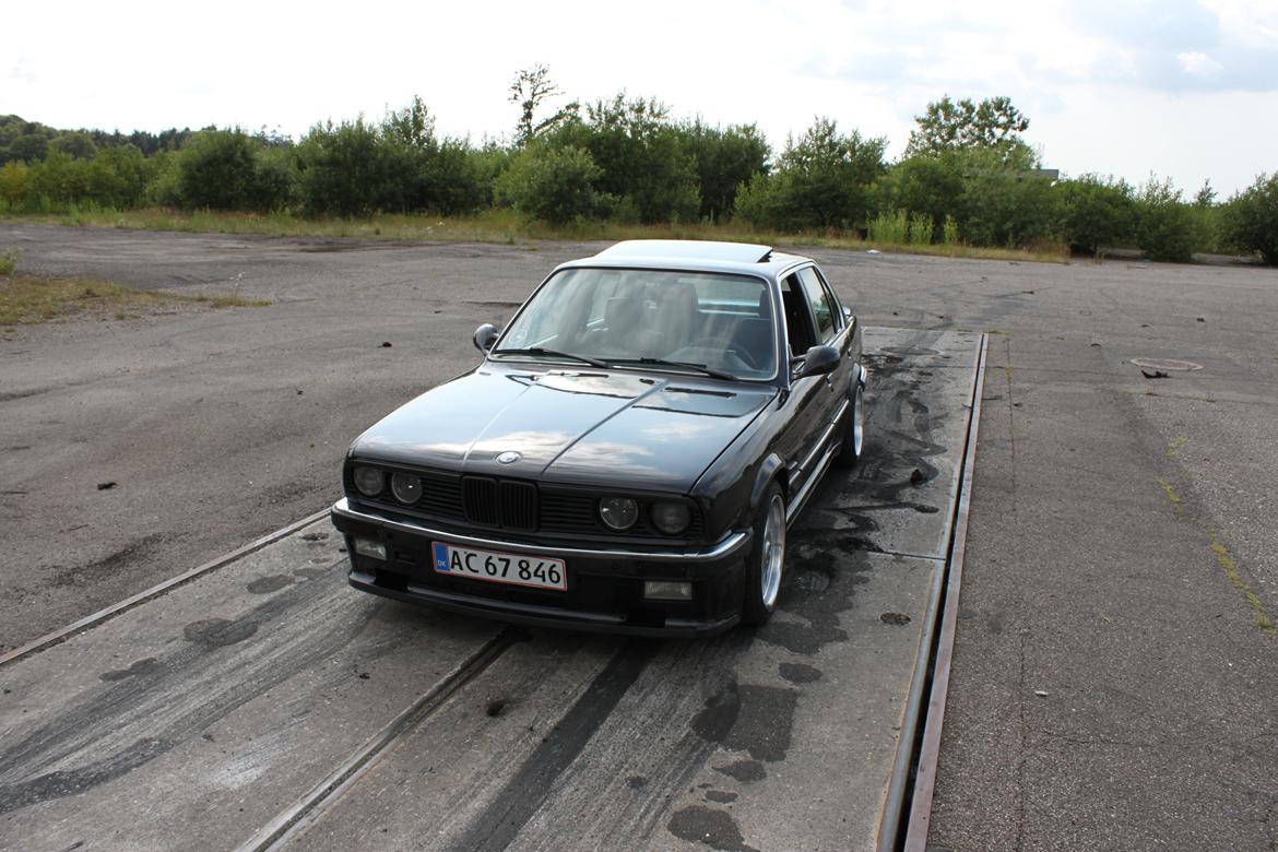 BMW E30 320I M-Tech 1 Tidl. bil billede 18