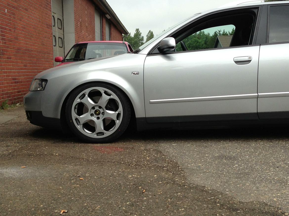 Audi A4 Avant - har lige set genvindundervogn på  billede 15