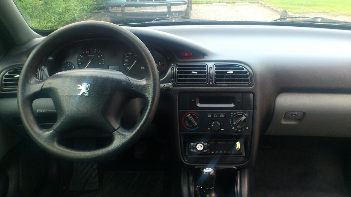 Peugeot 406 SR Tdl bil billede 11