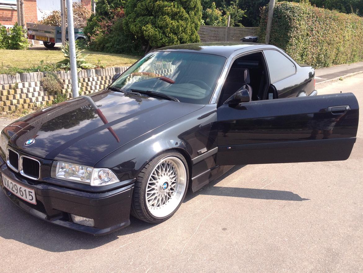 BMW E36 Coupé 1.8 IS billede 1