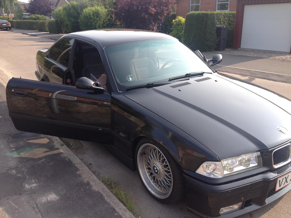 BMW E36 Coupé 1.8 IS billede 3