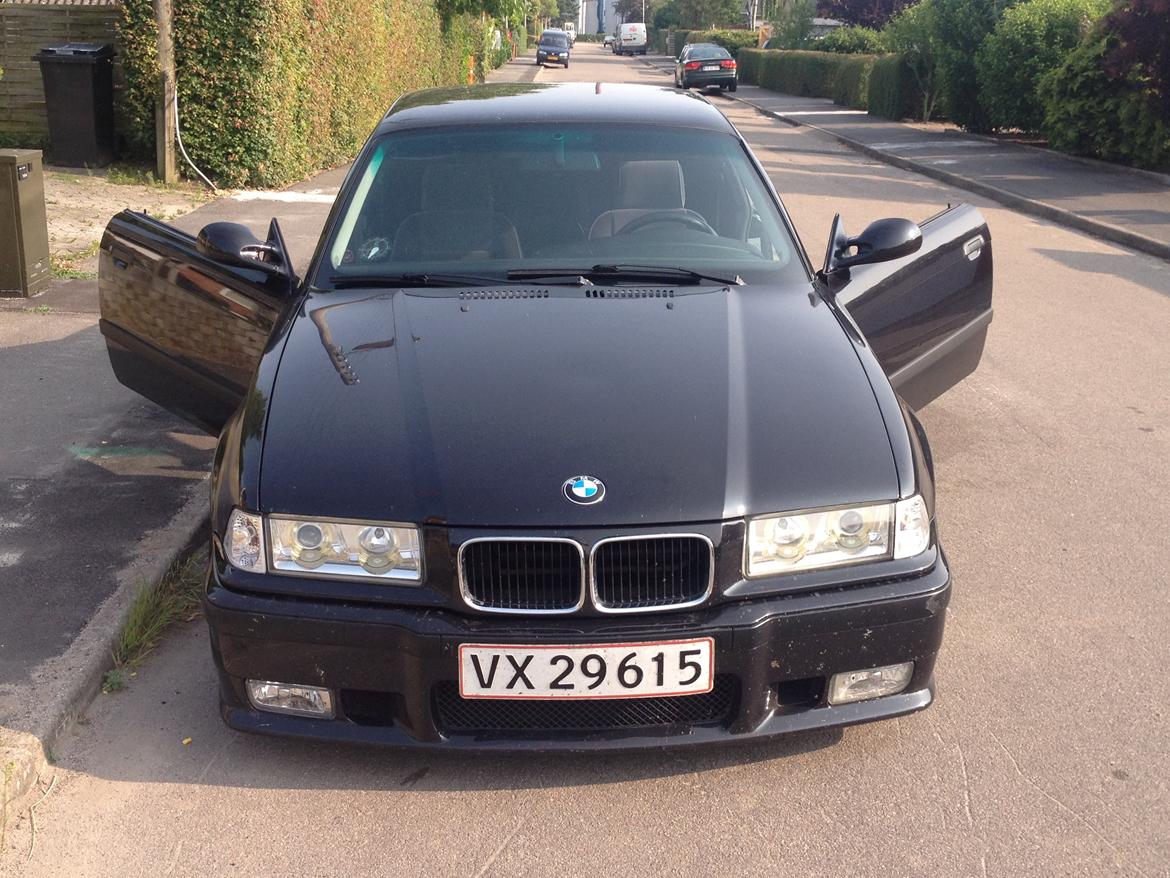 BMW E36 Coupé 1.8 IS billede 4