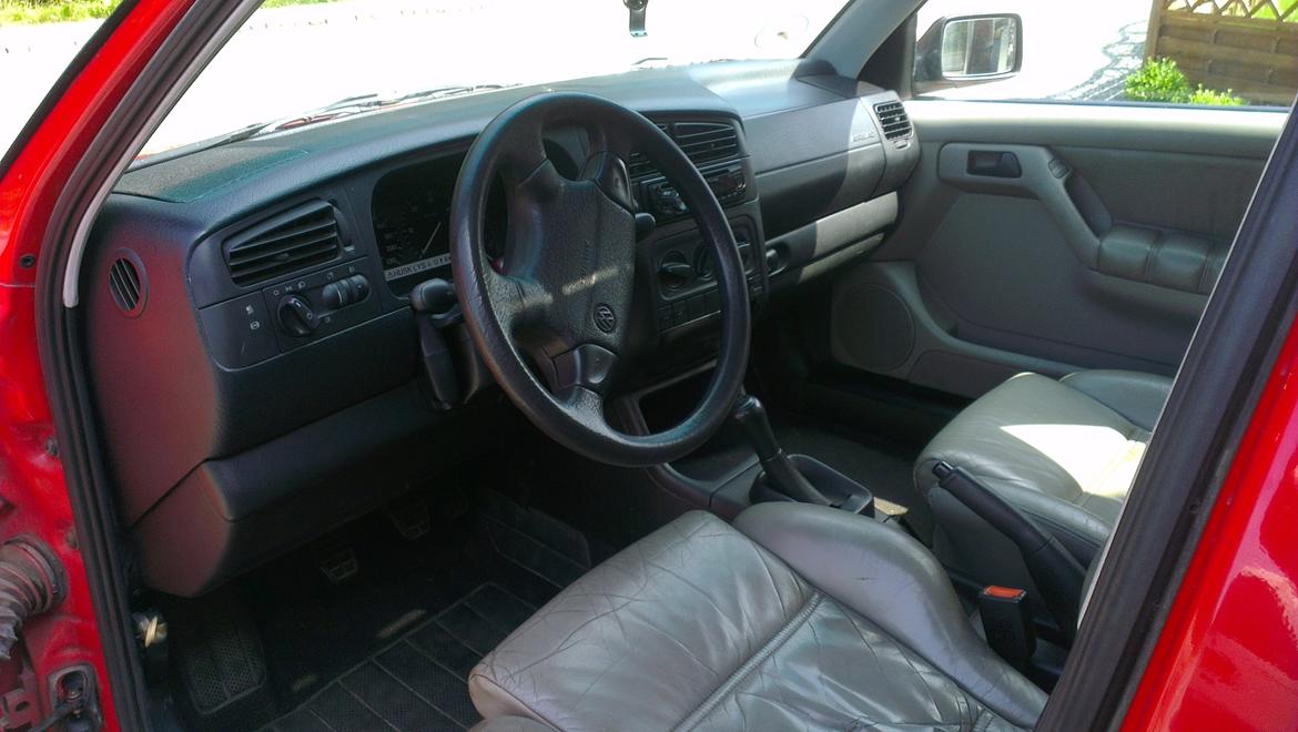 VW Golf 3 1.9 tdi *Solgt* billede 9