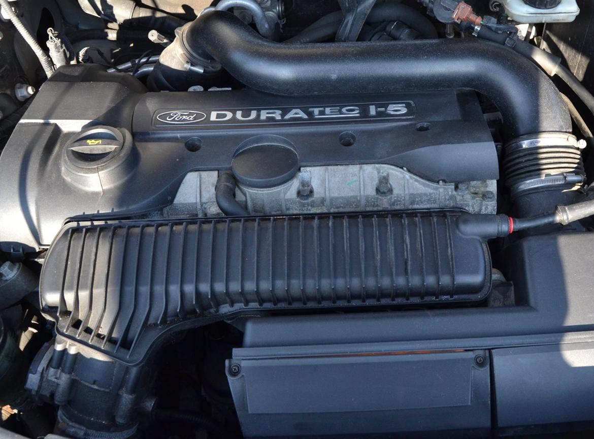 Ford Mondeo 2.5 20V Turbo Titanium Stc. billede 11