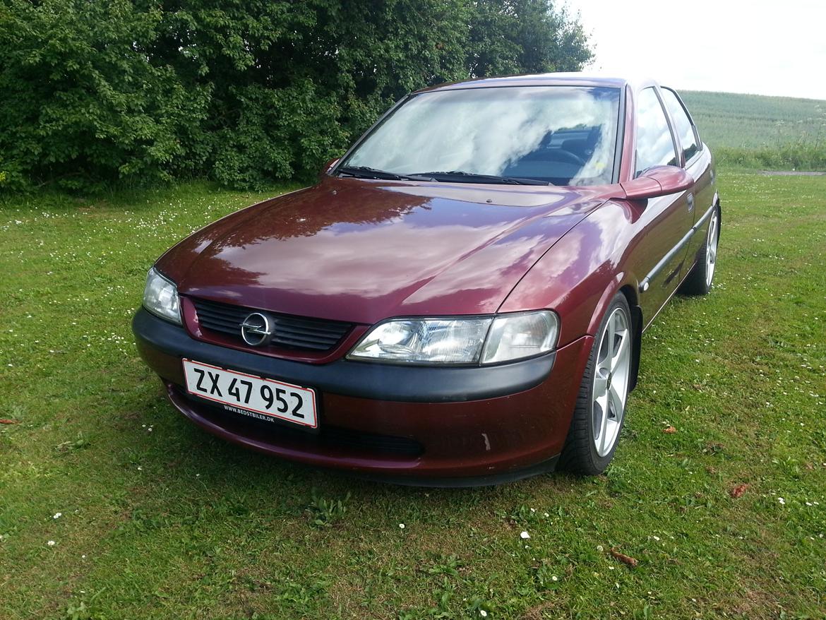 Opel Vectra B 2,0 16V AUT. - TOTALSKADET 17.09.2013 billede 3