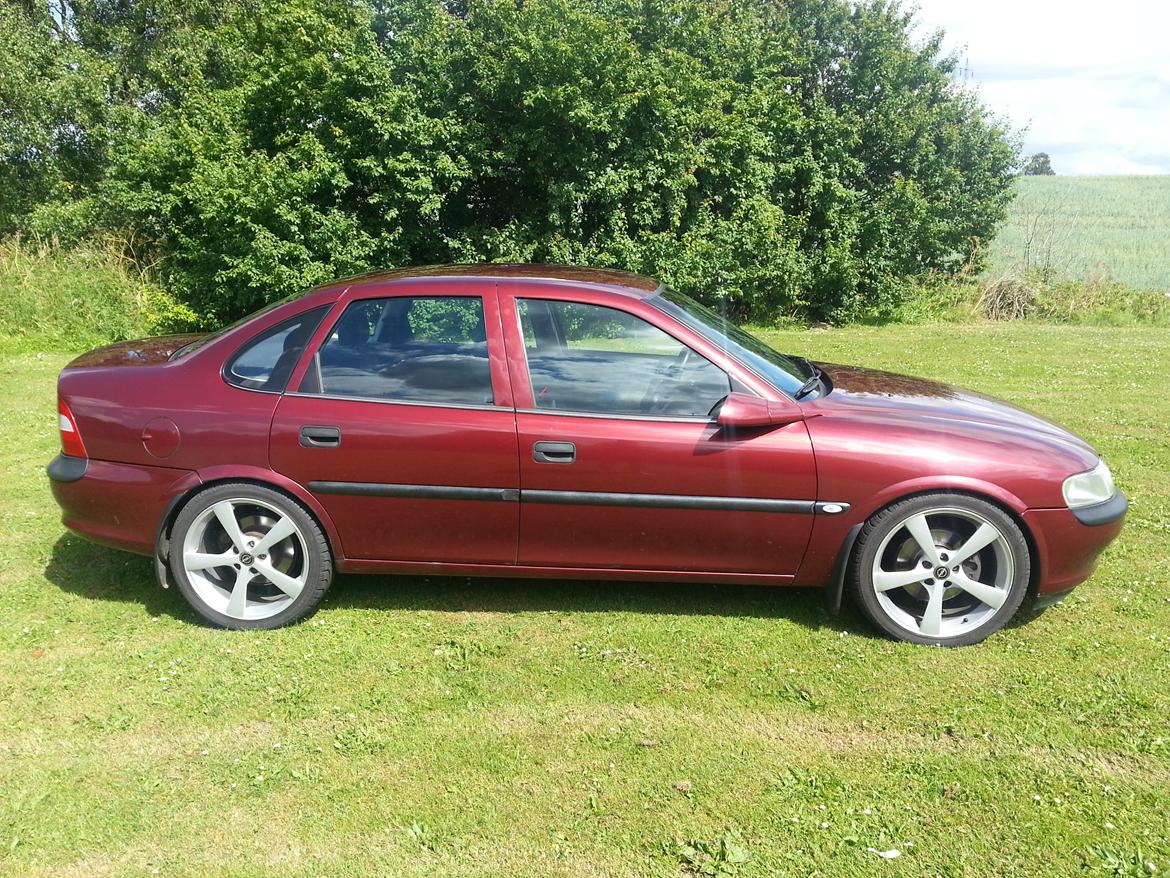 Opel Vectra B 2,0 16V AUT. - TOTALSKADET 17.09.2013 billede 6