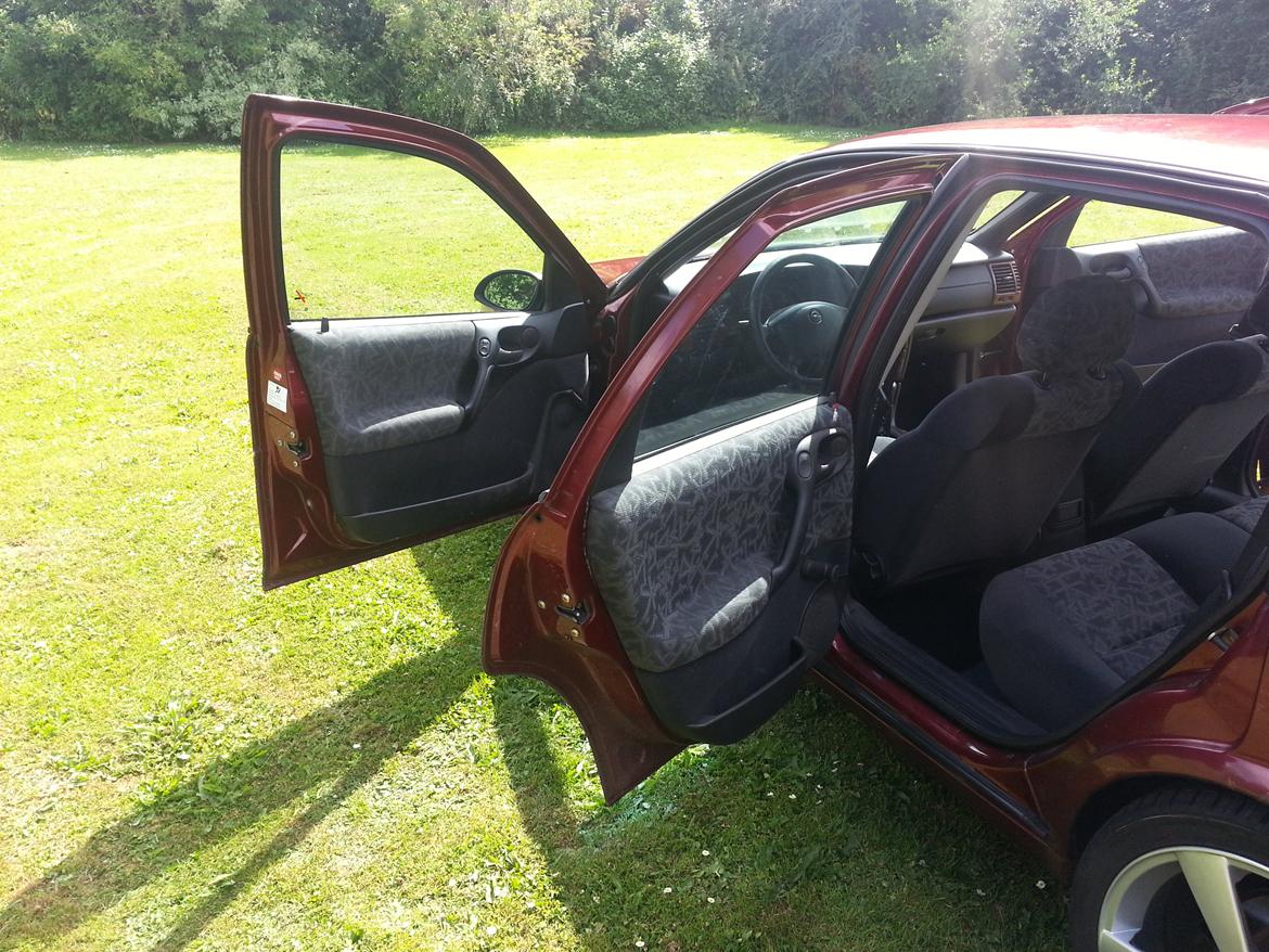 Opel Vectra B 2,0 16V AUT. - TOTALSKADET 17.09.2013 billede 15