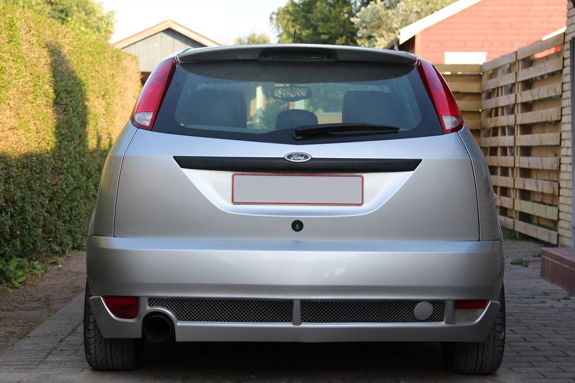 Ford Focus Blue Collection - US baglygter billede 6