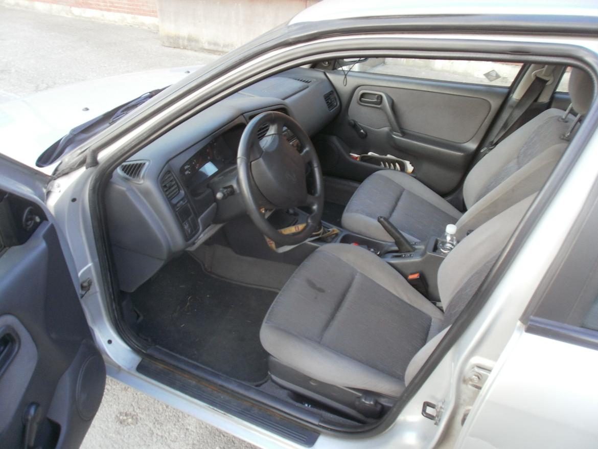 Nissan Primera P11 billede 17