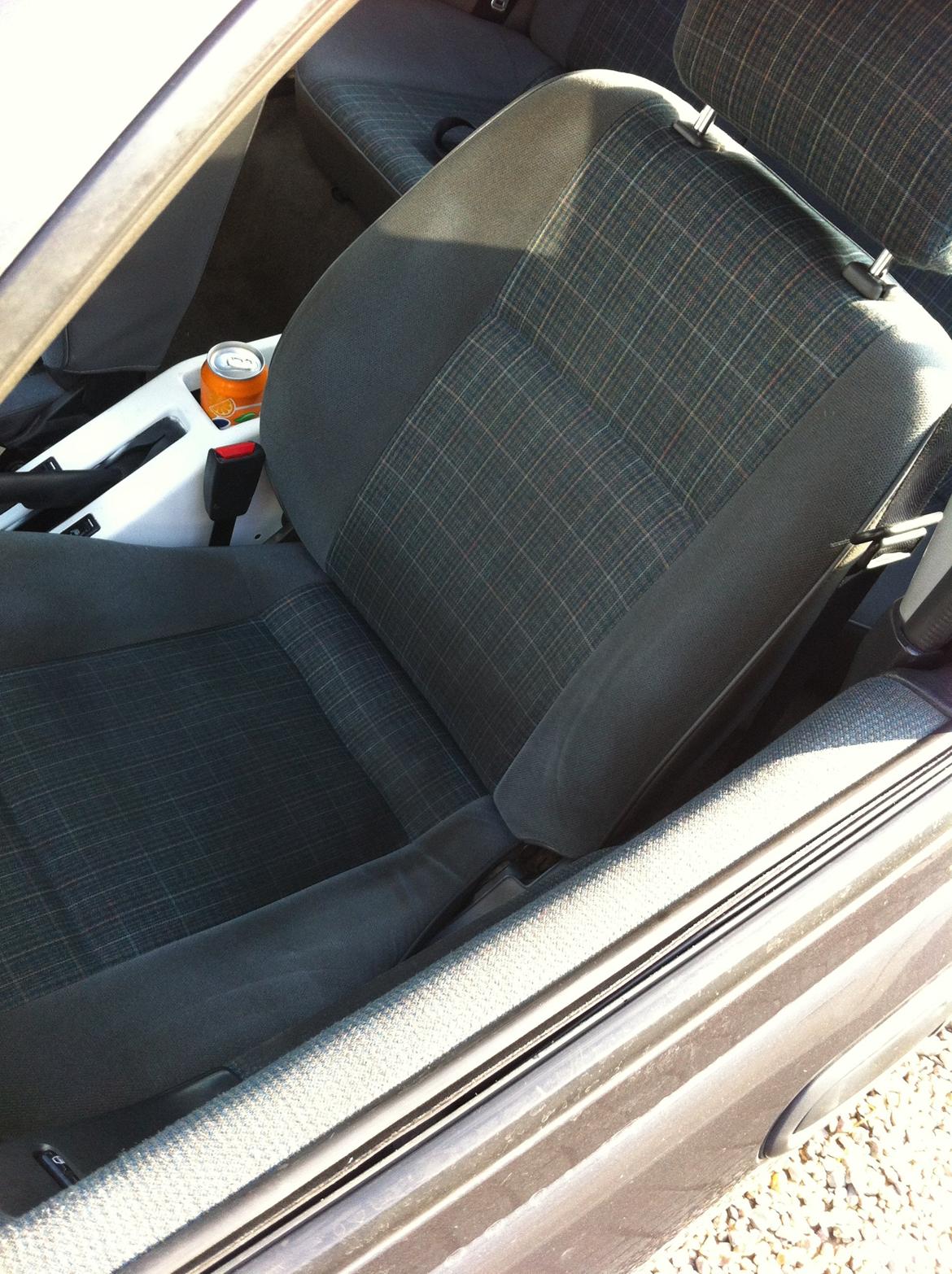 Nissan Sunny - alle sæder er originale og velholdte billede 11