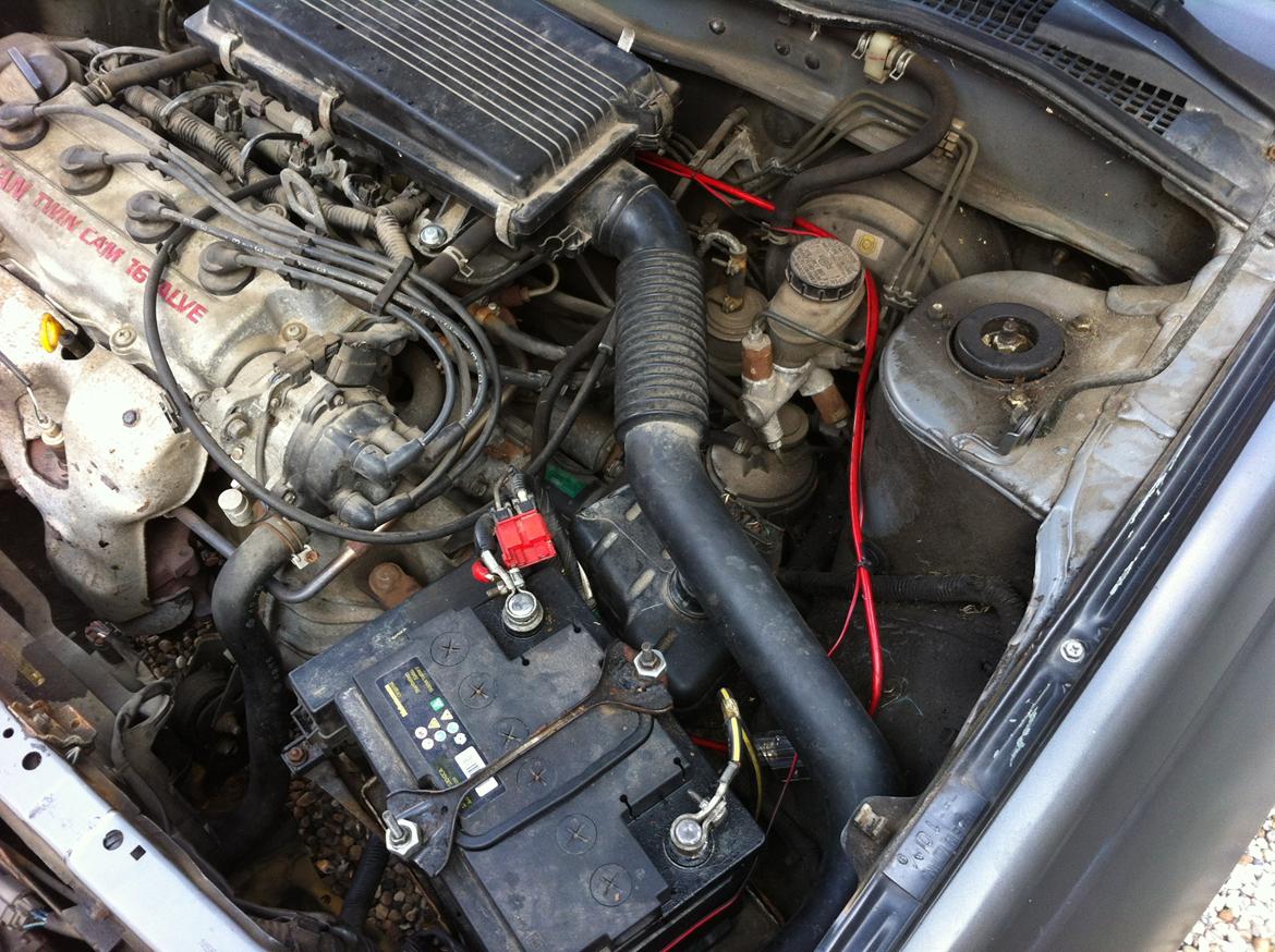 Nissan Sunny billede 17