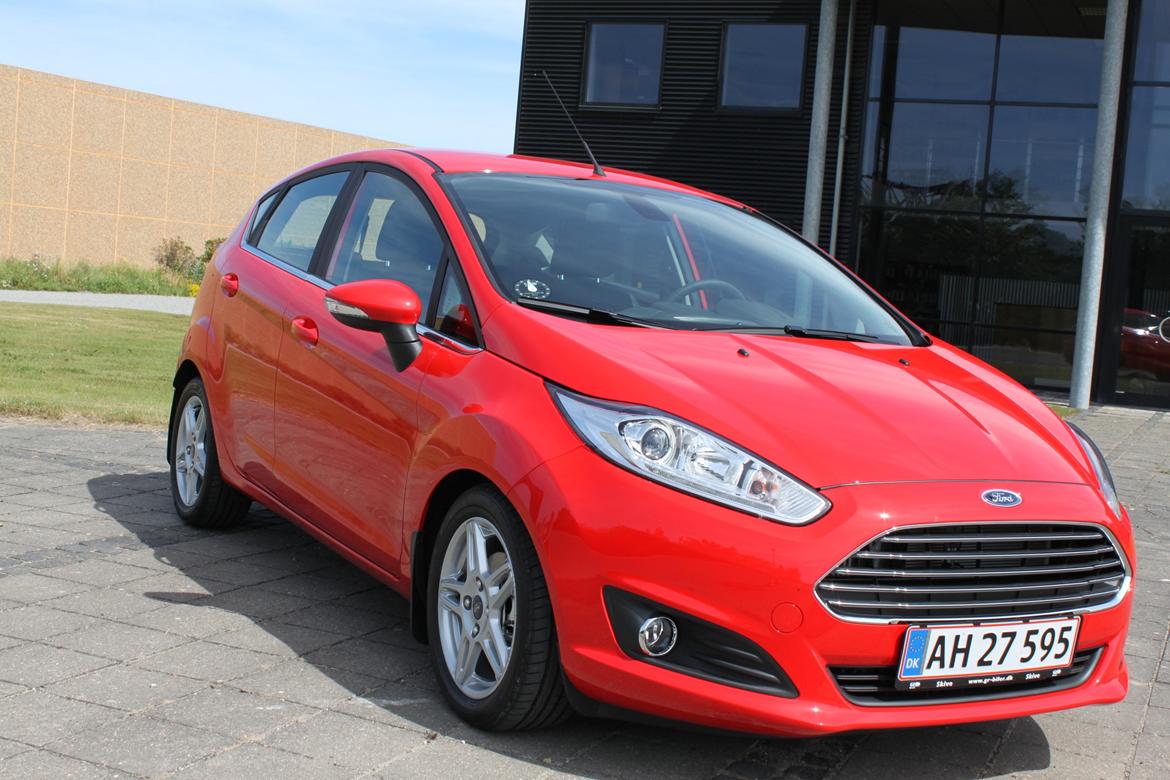 Ford Fiesta Titanium 1,0 125 hk*Solgt* billede 5