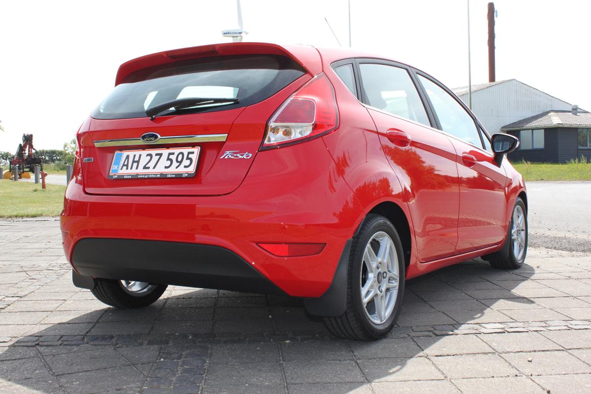 Ford Fiesta Titanium 1,0 125 hk*Solgt* billede 6