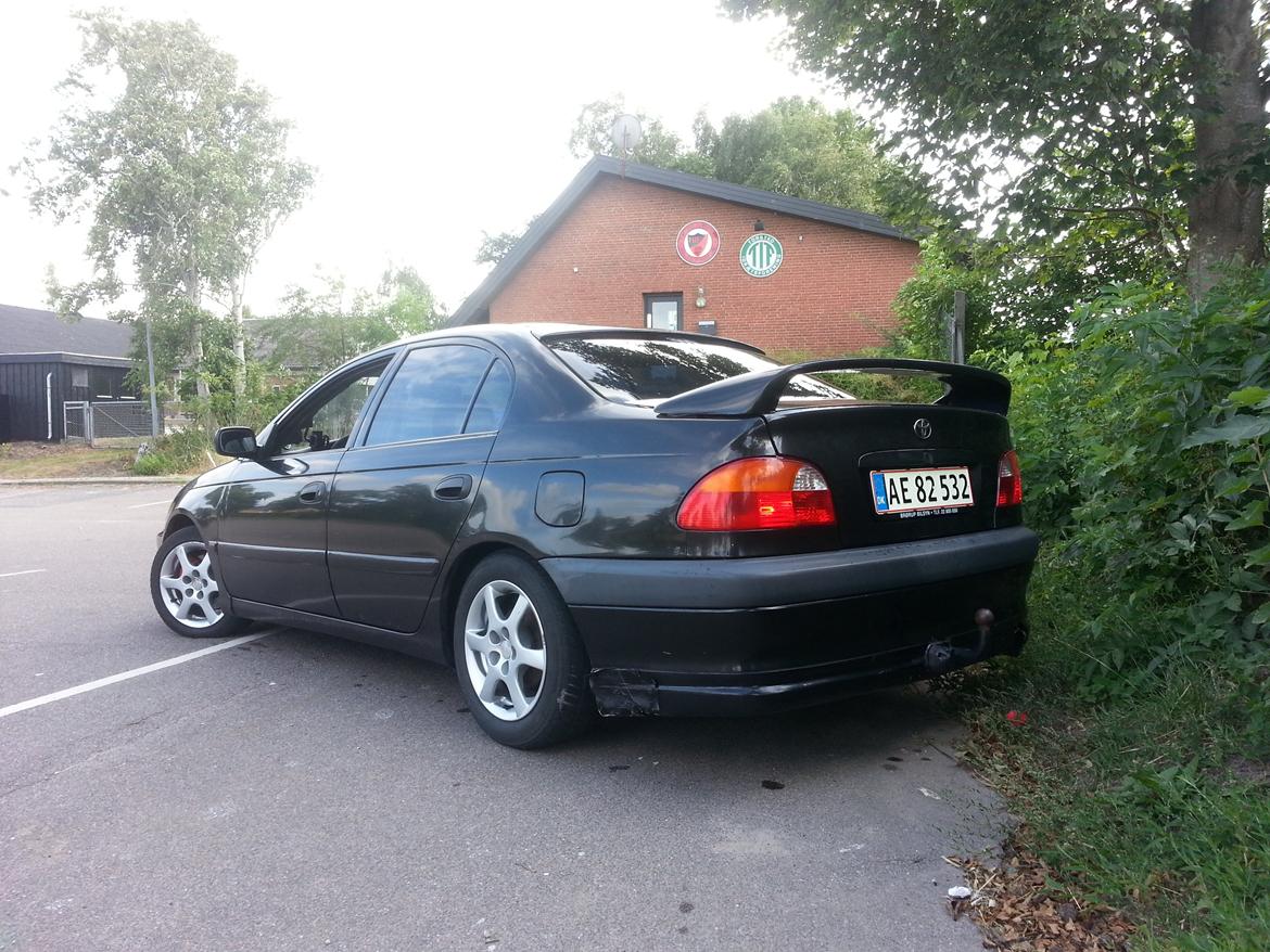 Toyota Avensis Blacktop billede 3