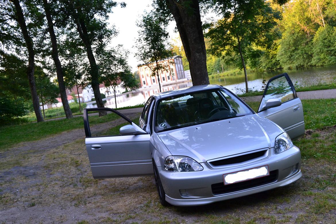 Honda civic 1,6 vti billede 1