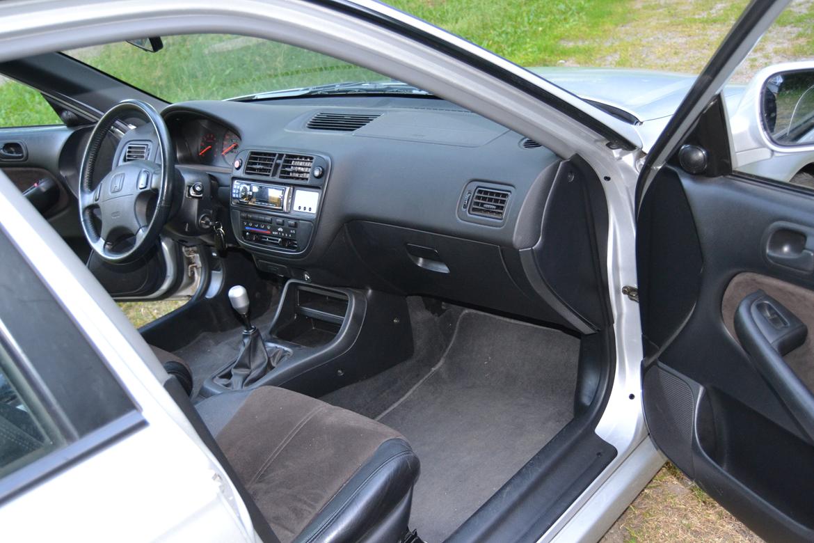 Honda civic 1,6 vti billede 6