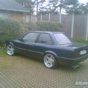 BMW 327 eta (solgt)