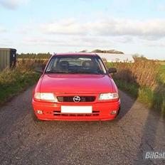 Opel Astra 1,6 16V