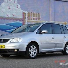 VW Touran 2,0 TDI 140 DSG 