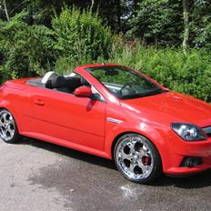 Opel Tigra Twintop 1.8i 16V
