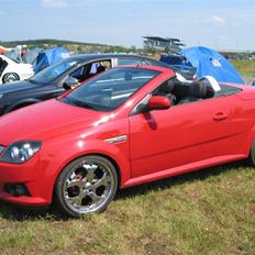 Opel Tigra Twintop 1.8i 16V