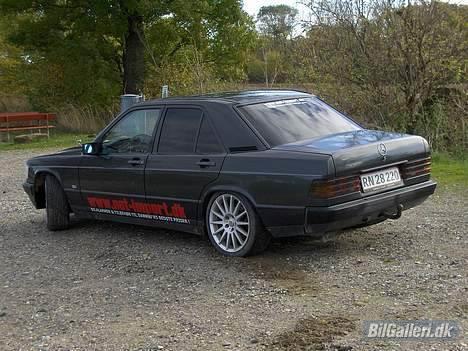 Mercedes Benz 190 TOTALSKADET billede 6