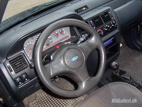 Ford Escort RS2000 - solgt billede 8