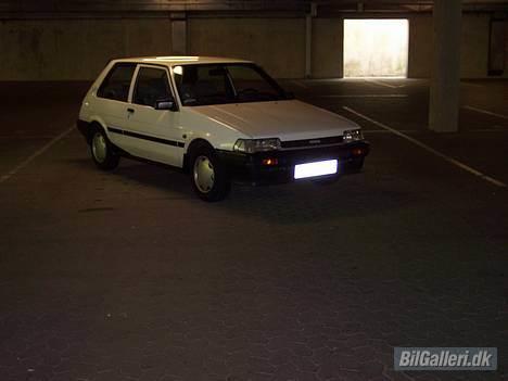 Toyota corolla  1,3 12v ER SOLGT billede 1