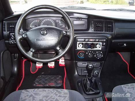 Opel Vectra B - Kabinen. billede 14