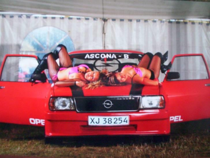 Opel Miss Ascona B - et par søde pige sammen med miss ascona B.. ( turen til Boltenhagen).. billede 17