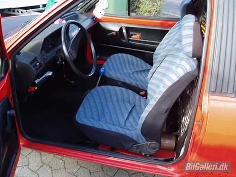 VW polo 2- solgt  - kedelig kabine. men der er heldigvis sket meget siden=) billede 7