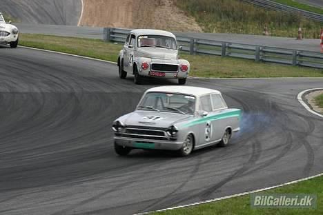 Ford Cortina 1500 GT - Til CCM (Classic Car Meeting) på Ring Djursland. 2 til 4 brændte ventiler billede 7