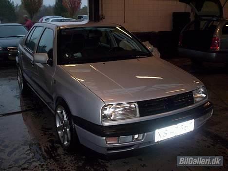 VW Vento GL *SOLGT* billede 1
