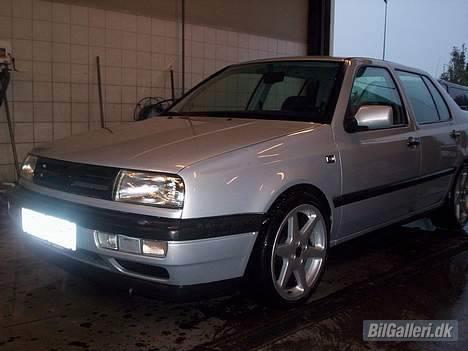 VW Vento GL *SOLGT* billede 3