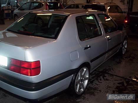 VW Vento GL *SOLGT* billede 5