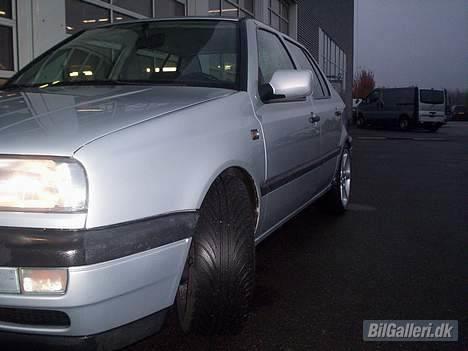 VW Vento GL *SOLGT* billede 11