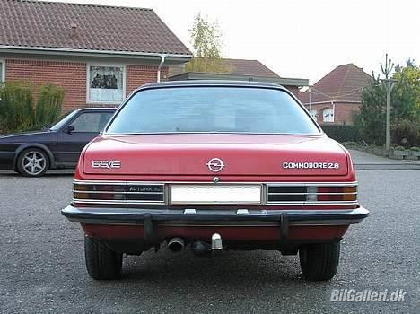 Opel Commodore GS/E Coupé billede 5