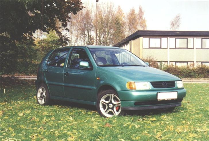 VW Polo 6N (Solgt) - Sådan så Polo´en ud da jeg købte den købt bil d. 31 August 2001 billede 7